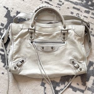 2004 Balenciaga White City Bag Chèvre Pewter 😍😍